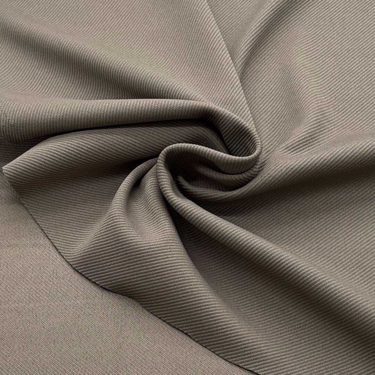 ★TC241◆2ｍ◆綿ポリエステル混ツイルジャージーニット生地◆グレー系