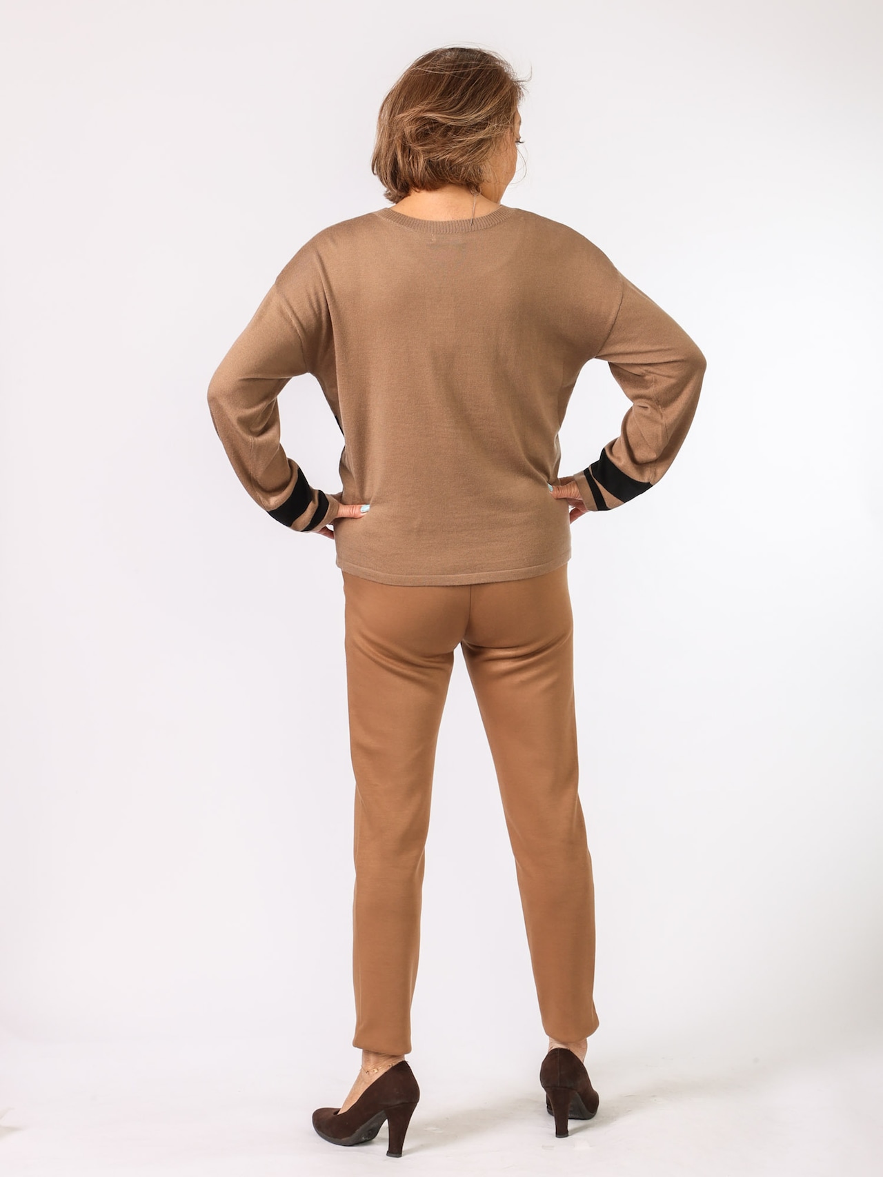 BEATRICE(クルーネックセーター)