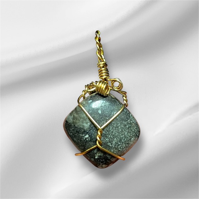 5) 日本人の「心」に寄り添う御守り！願い「天照石」研磨PT