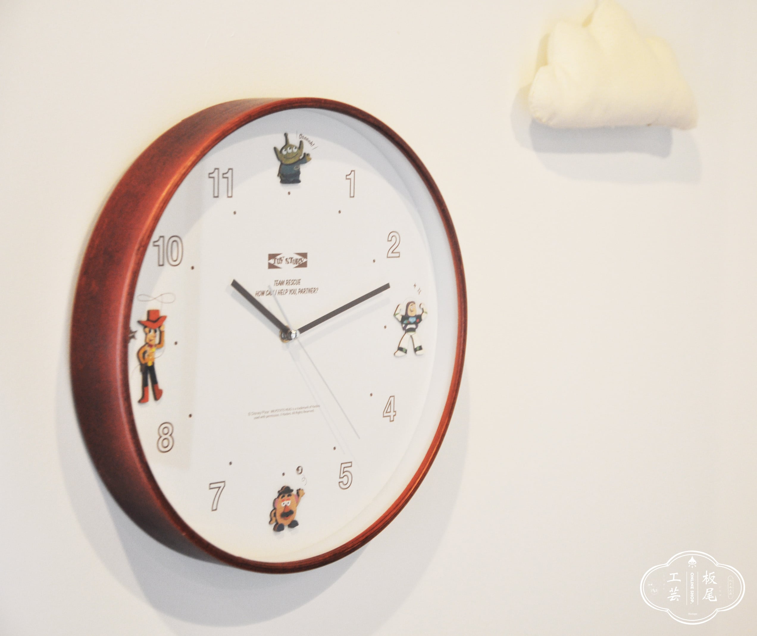 DISNEY wood parts clock TOY STORY.　　ディズニー　掛け時計　トイストーリー　　１２時までのご注文で最短翌日お届け |  板尾工芸online shop. -biotope- powered by BASE