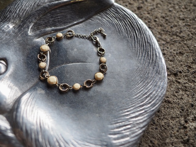 EUROPE Vintage design bracelet