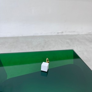 corchea / cube  earring【white】