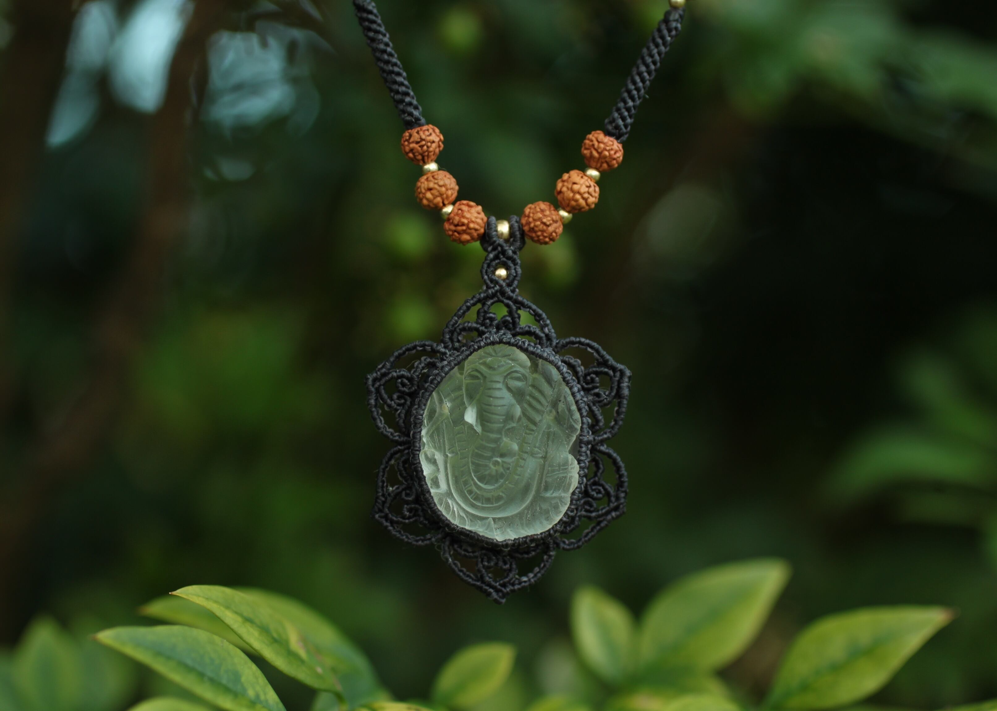 水晶ガネーシャ 曼荼羅 ペンダント | Yuji creations