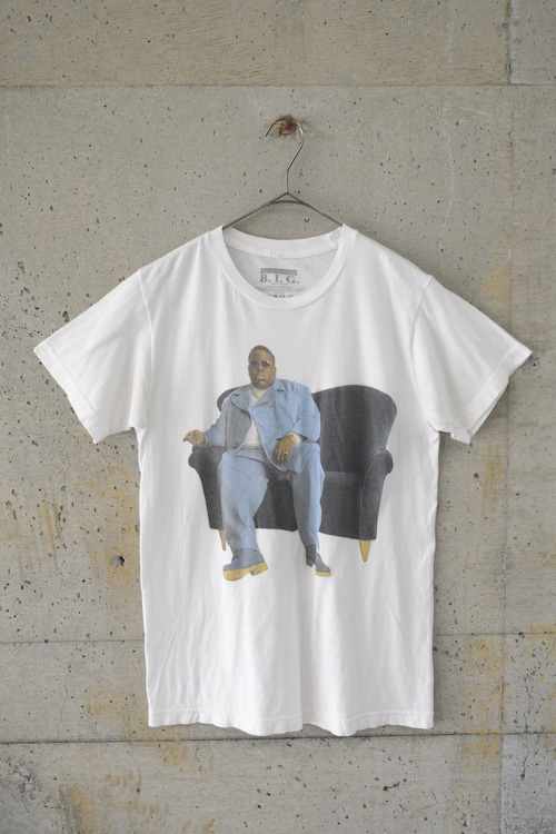 Overweight middle-aged man T-shirt