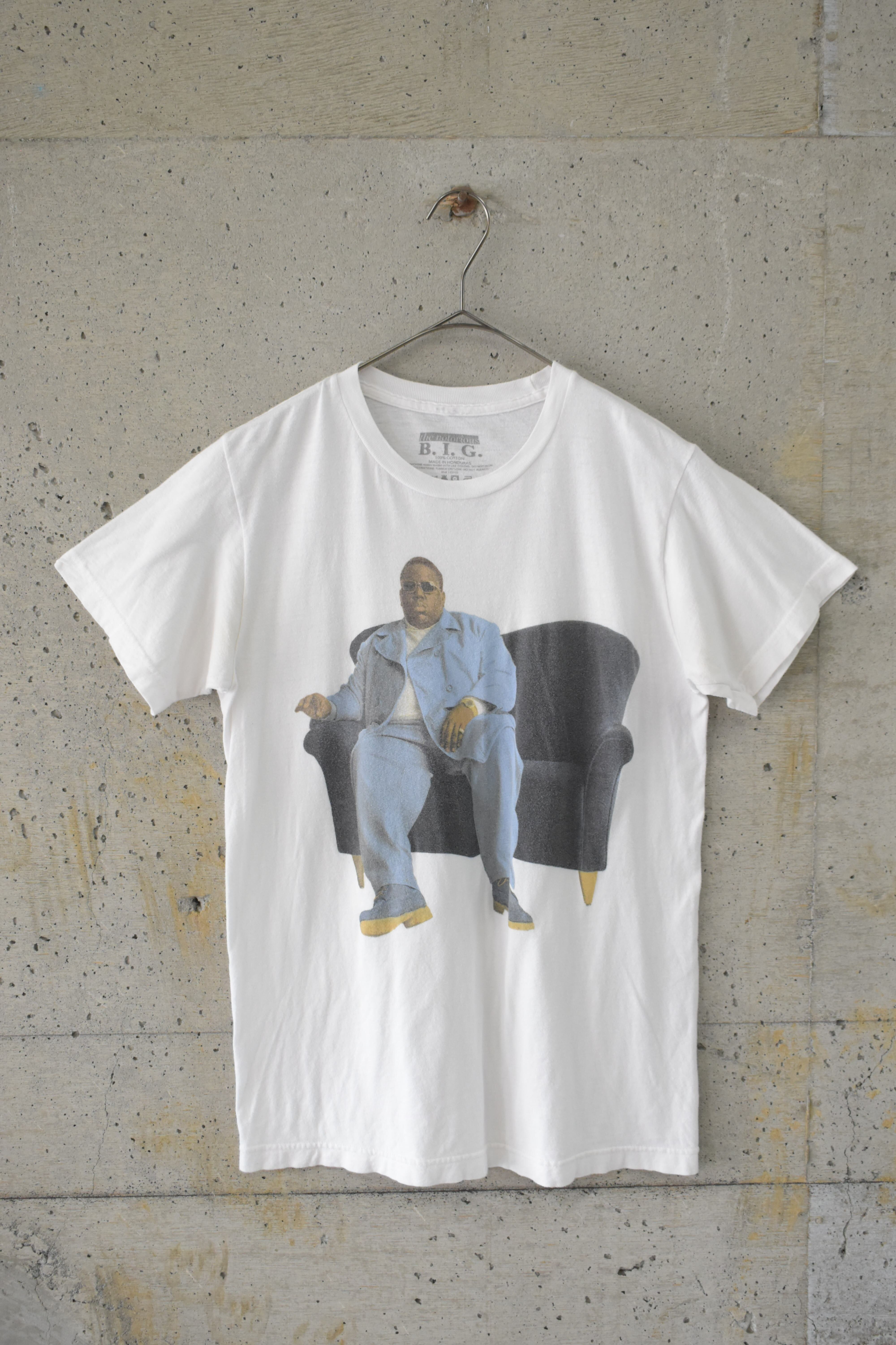 Overweight middle-aged man T-shirt