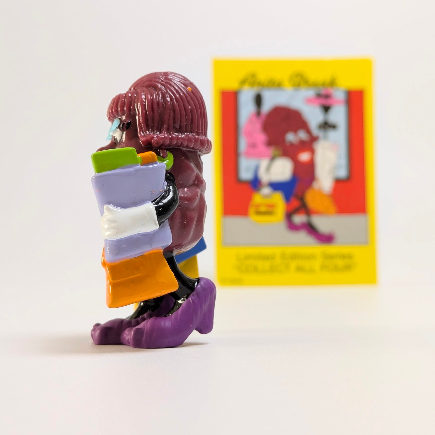 ☆ VINTAGE 1991 ☆ 【California Raisins（カリフォルニアレーズン）】『 Anita Break ( アニータ・ブレイク ) / Hardee's / CARD有り 』 ハーディーズミールトイシリーズ / PVC フィギュア ビンテージトイ 〚アメリカン雑貨 アメトイ〛