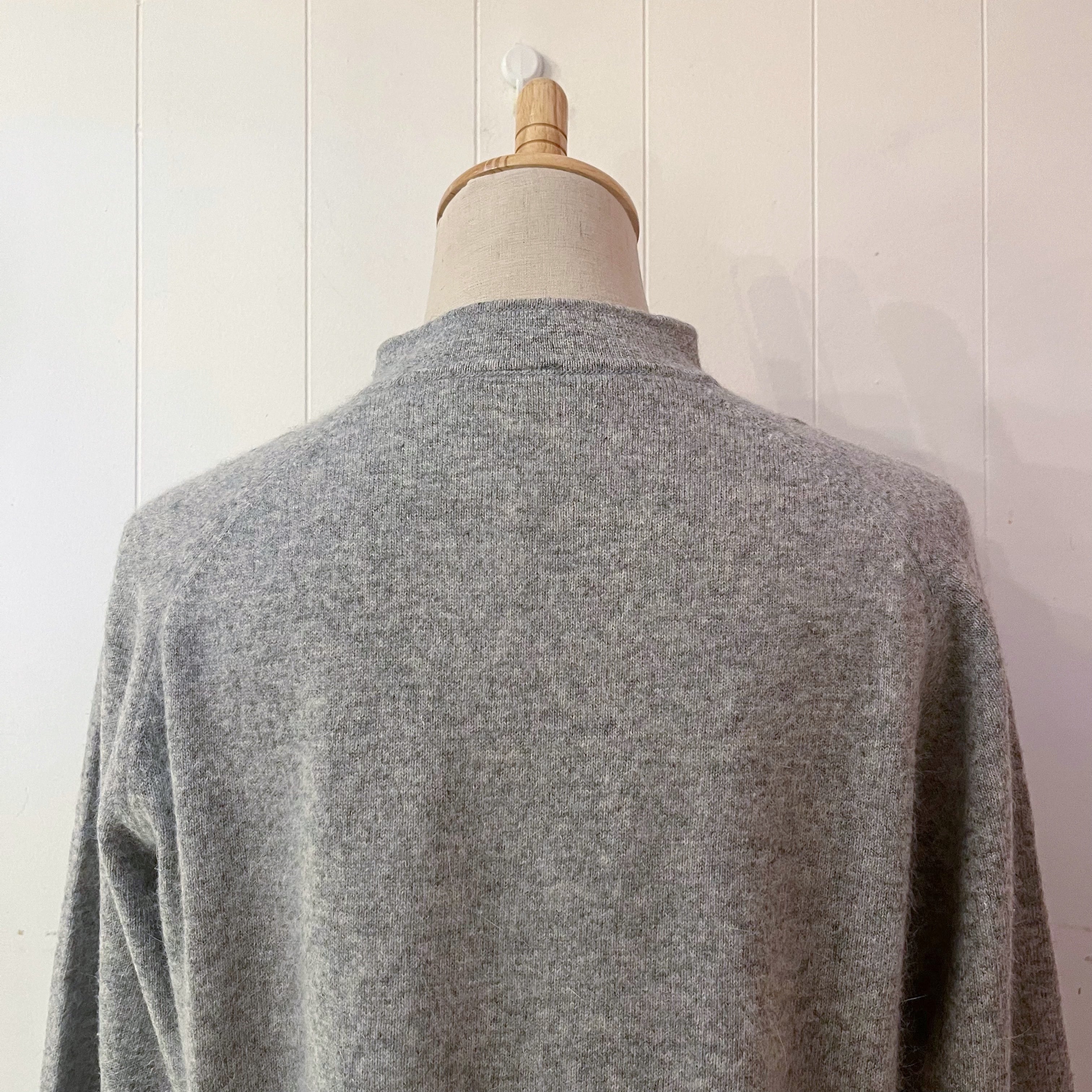 flower beads neck ribbon knit sweater