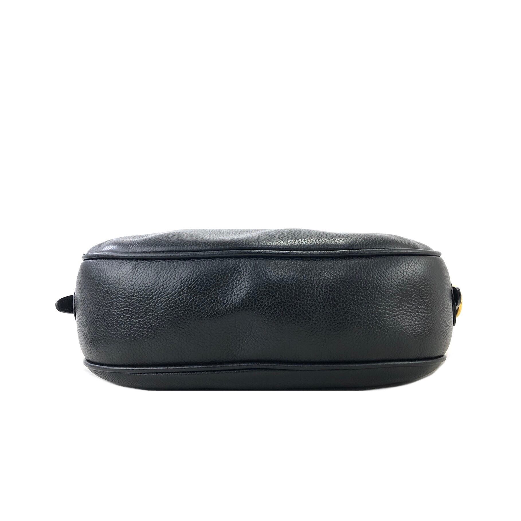 GUCCI グッチ GGロゴ エンボスレザー ショルダーバッグ ブラック GUCCI グッチ GGロゴ エンボスレザー ショルダーバッグ ブラック