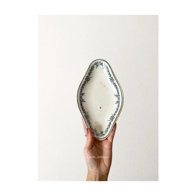 Moulin des loups 　ムーランデルー 　/    “Lauriers”　 ローリエのラヴィエ