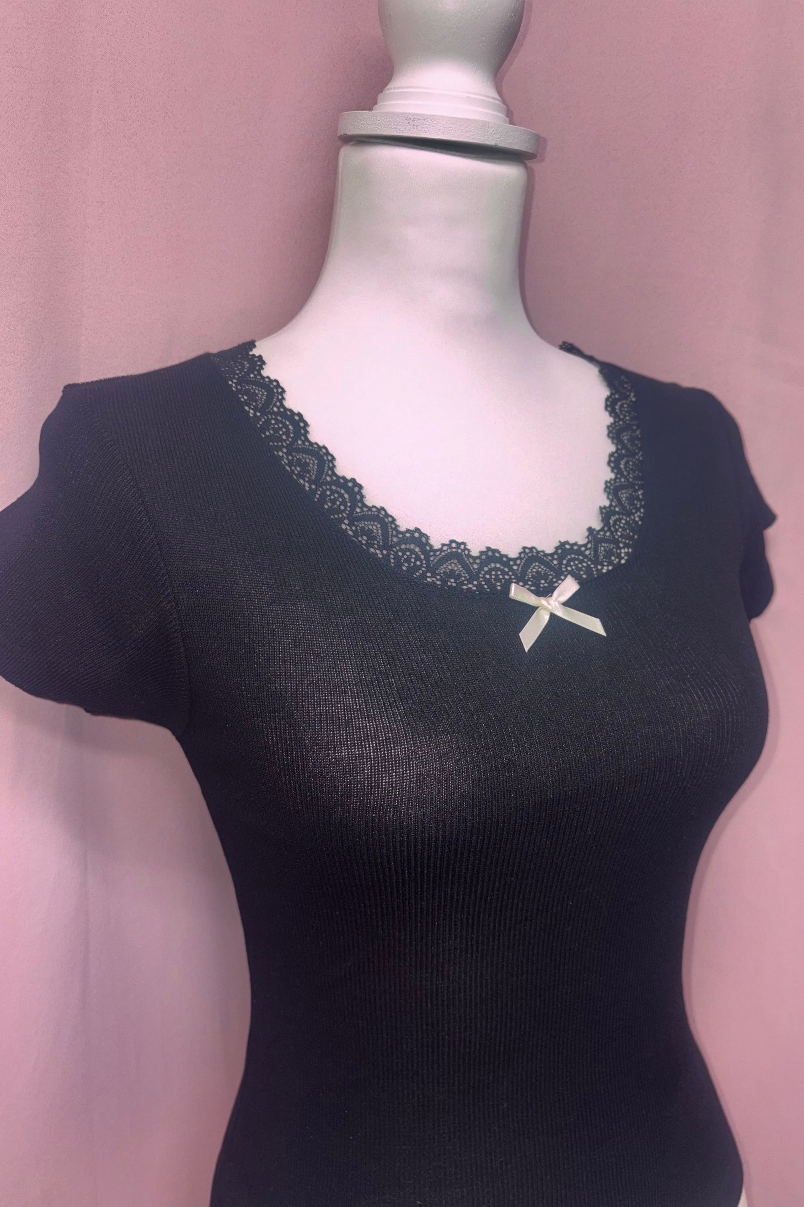 petit ribbon tops