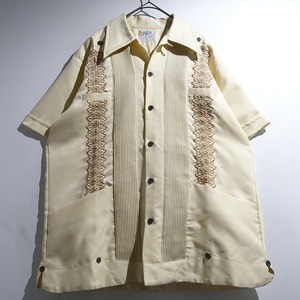 70s Light Yellow Geometric Embroidery Design Cuban Shirt