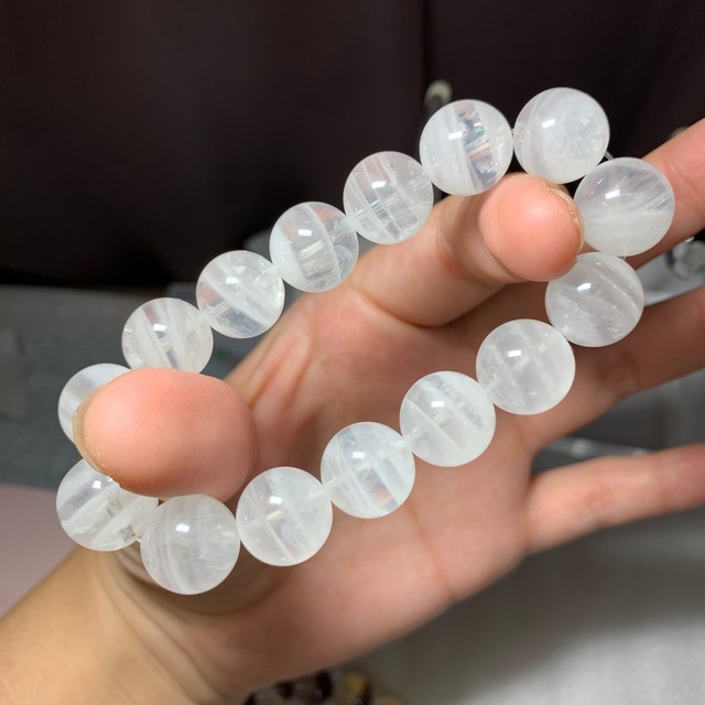 2.ミルキーリングファントムブレスレット