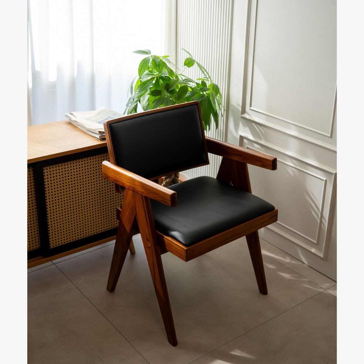 V-leg Office Chair leather Black / Vレッグオフィスチェア レザー