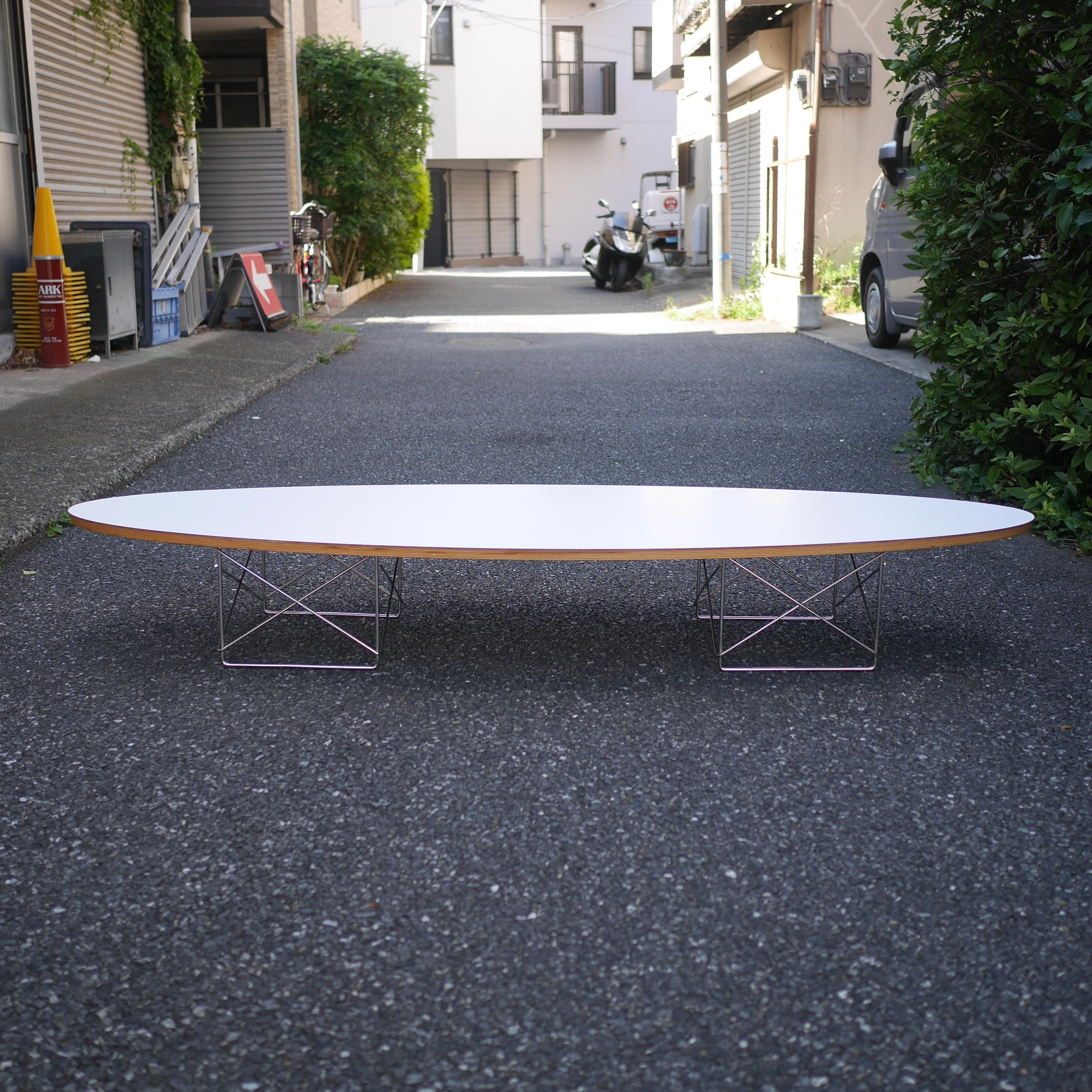 Elliptical table リプロダクト | トリノス-torinoth- | 新宿区神楽坂