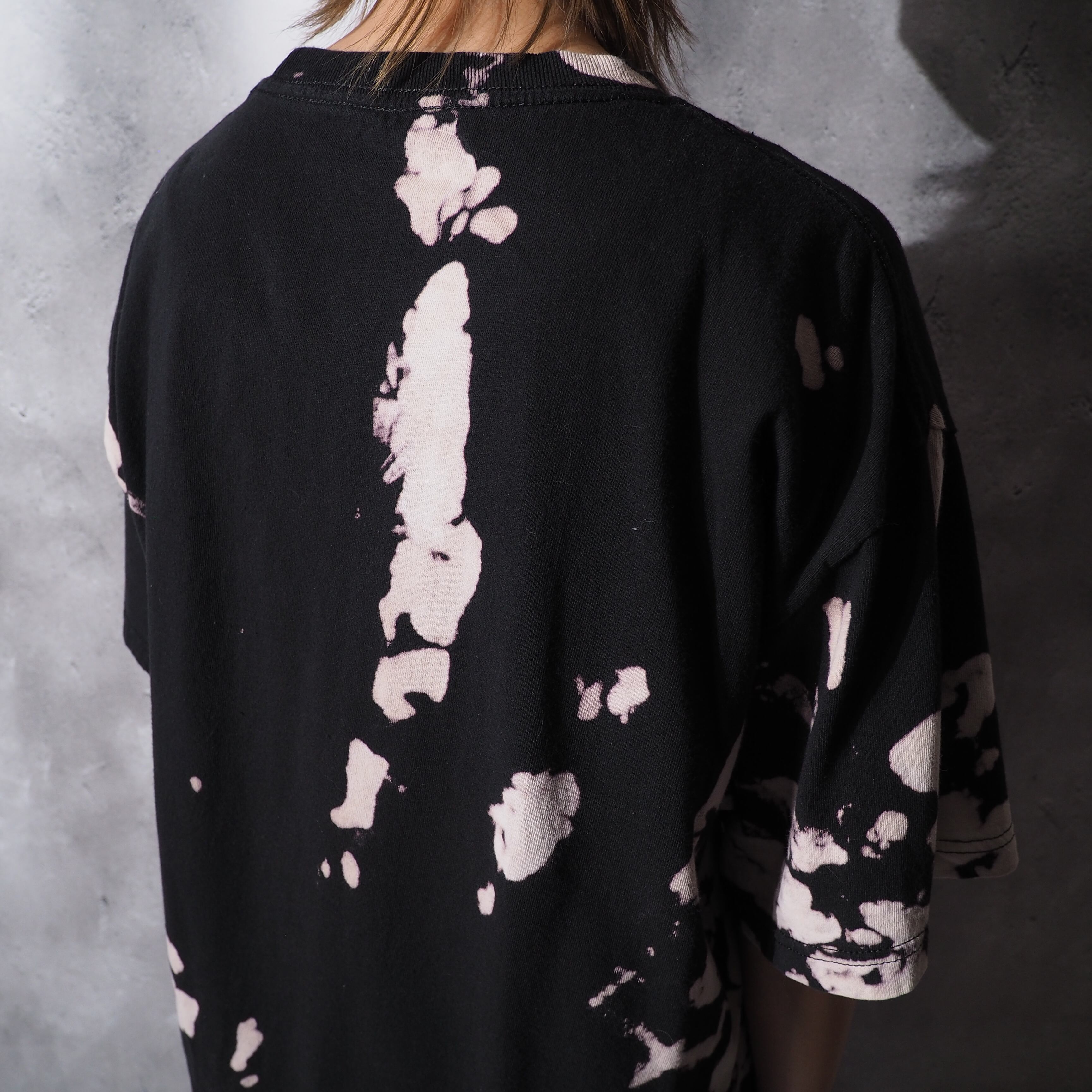 ” Rolling Stones Lips and Tongue ” logo printed bleach dyed Tee