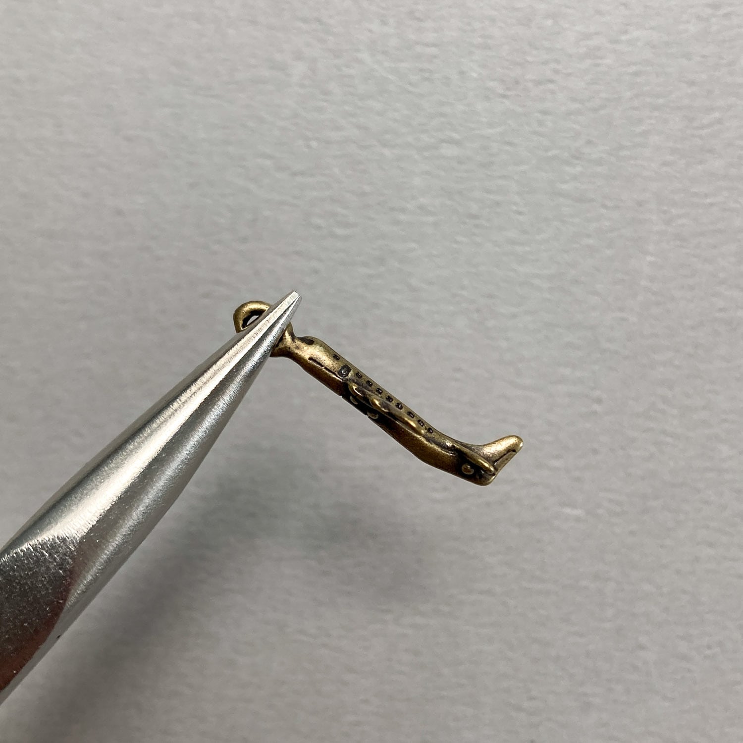 アンティーク風 飛行機チャーム | Dua-アクセサリーパーツショップ