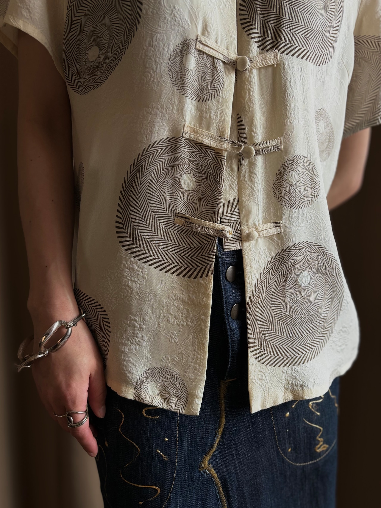 round pattern silk china shirt-5219-4
