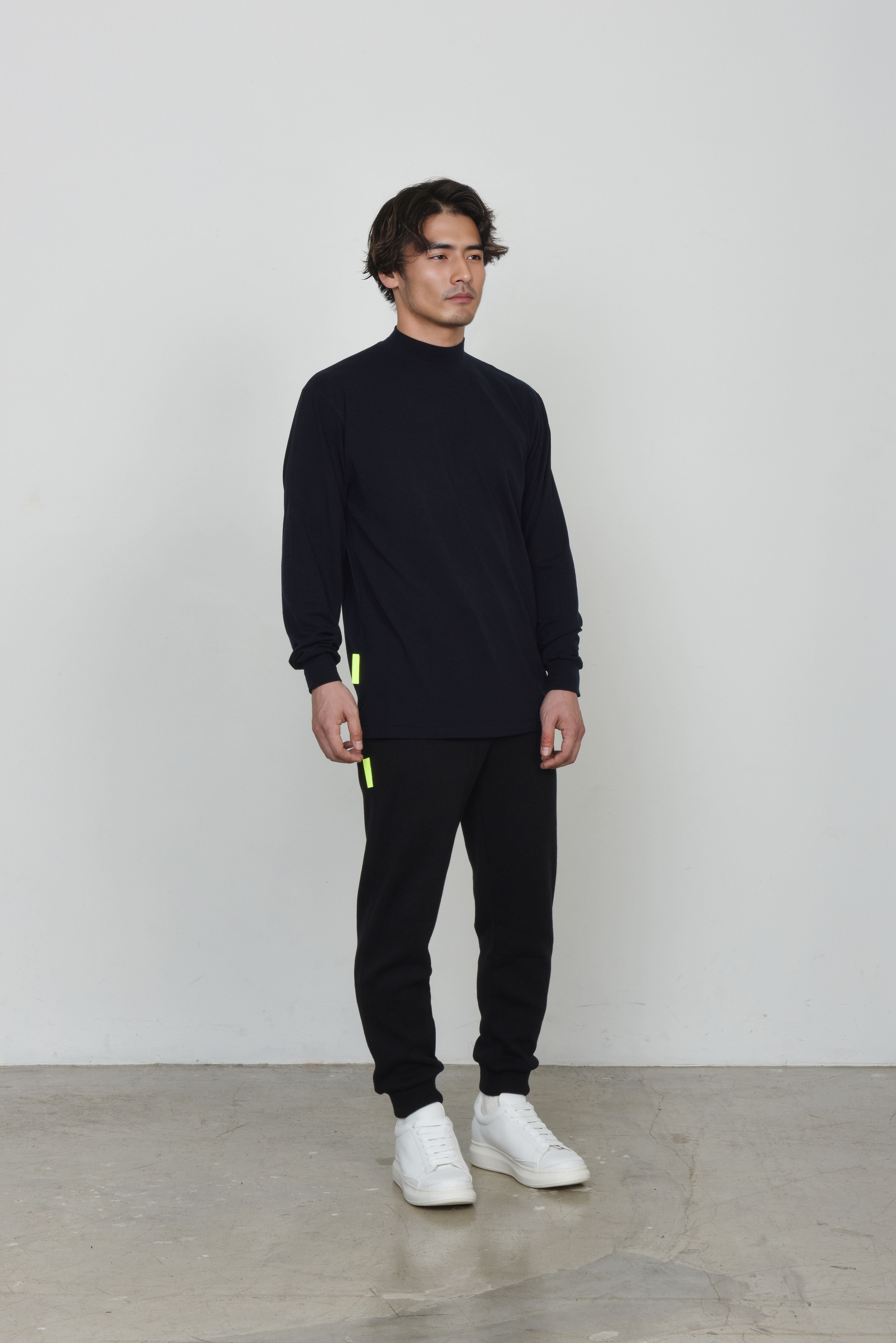 MOCK NECK D.NAVY | lolo