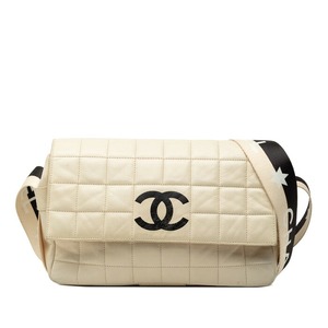 シャネル チョコバー 斜め掛け ショルダーバッグ A16735 ベージュ ブラック レザー レディース CHANEL 【中古】