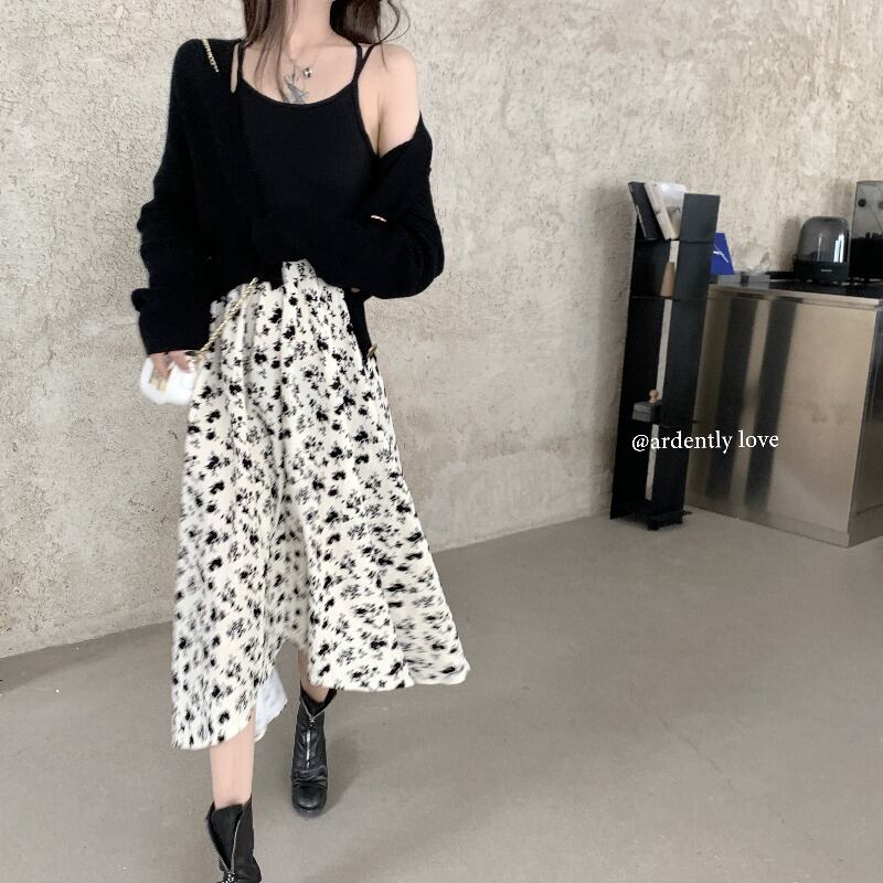 フローラルスリングドレスライト成熟した女神ファンスーツ2020年秋新気質ニットカーディガンツーピーススーツ ブラックストロベリース37034992136