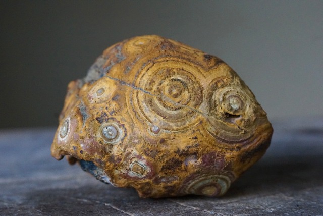 ゴビアゲート Gobi Desert Eye Agate 653