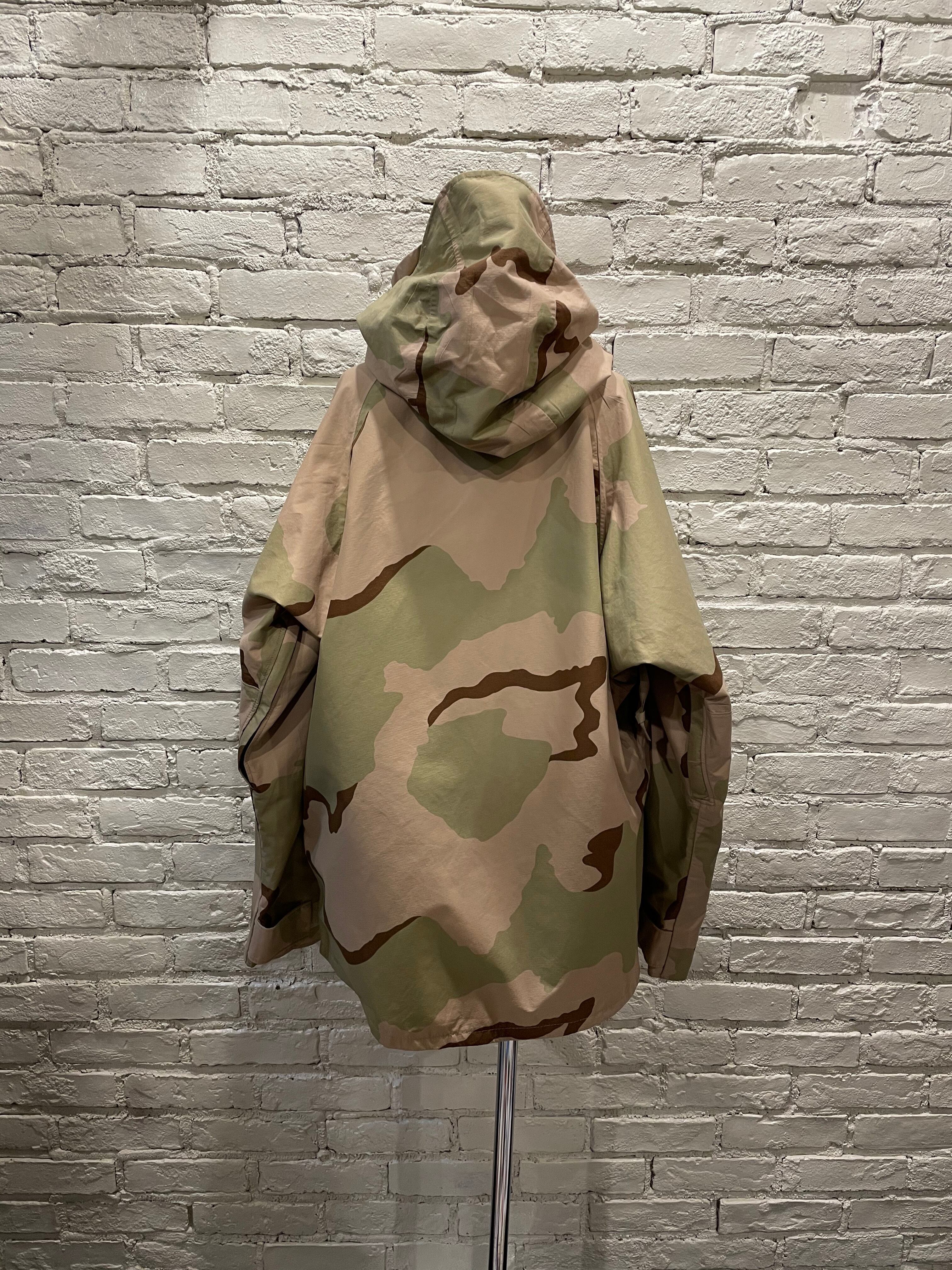 ユニセックス】アメリカ軍 デザートカモ GORE-TEX パーカー 