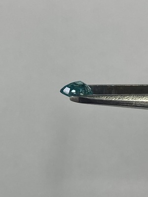 グランディディエライト　0.35ct