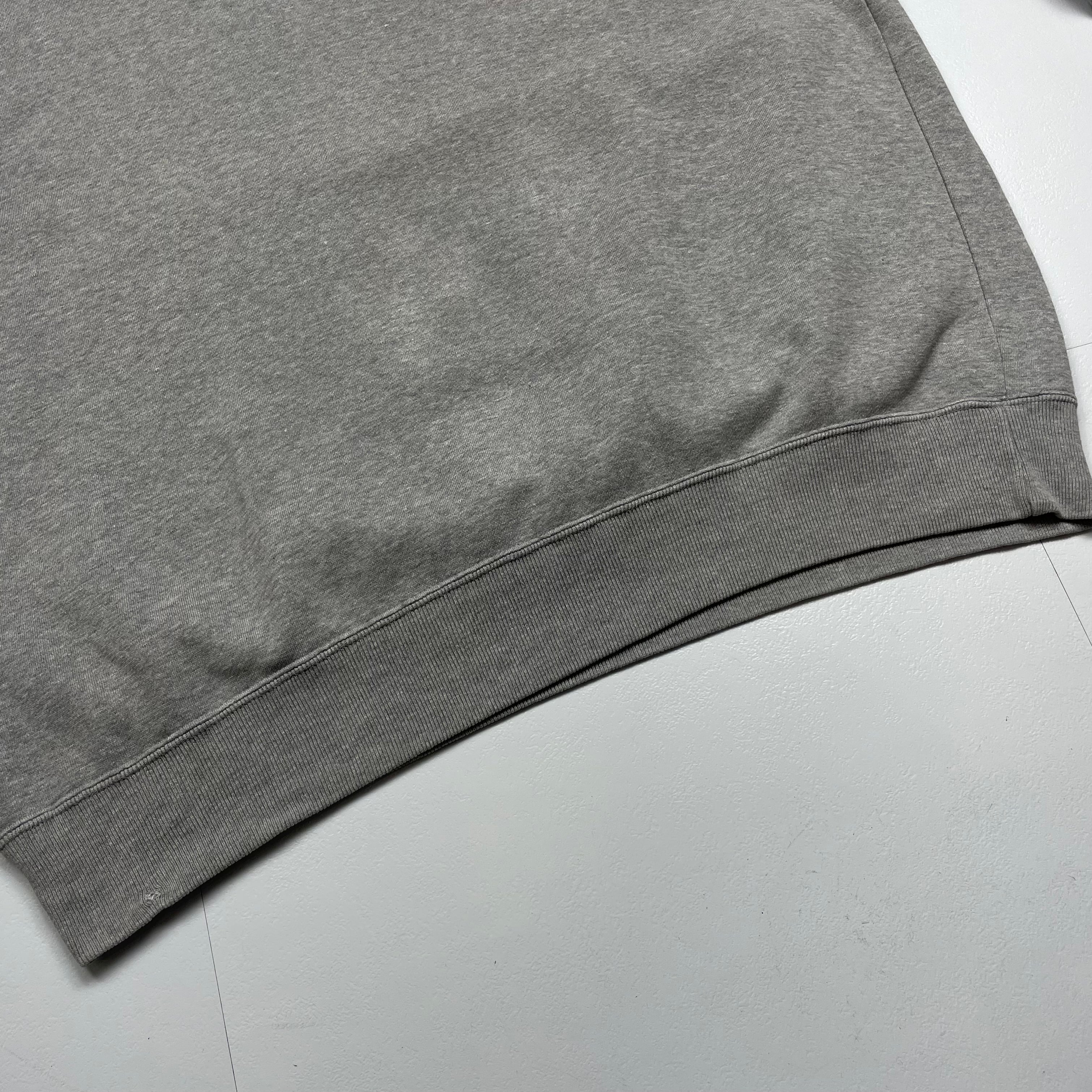 XL》 OLD GAP オールドギャップ スウェット BOXシルエット 前V XL》 OLD GAP オールドギャップ スウェット BOXシルエット 前V