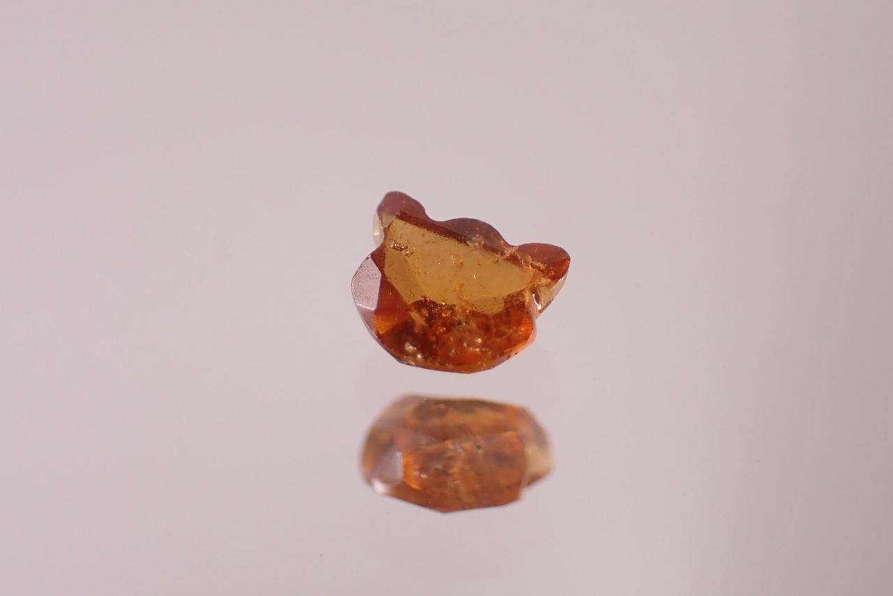 ヘソナイト(猫カット)　0.80ct　[D11‐583]