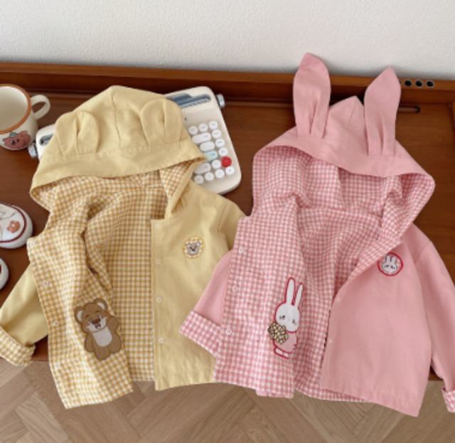 2025春入荷  子供服   リバーシブル コート カーディガン  アウター 73cm～120cm   2色