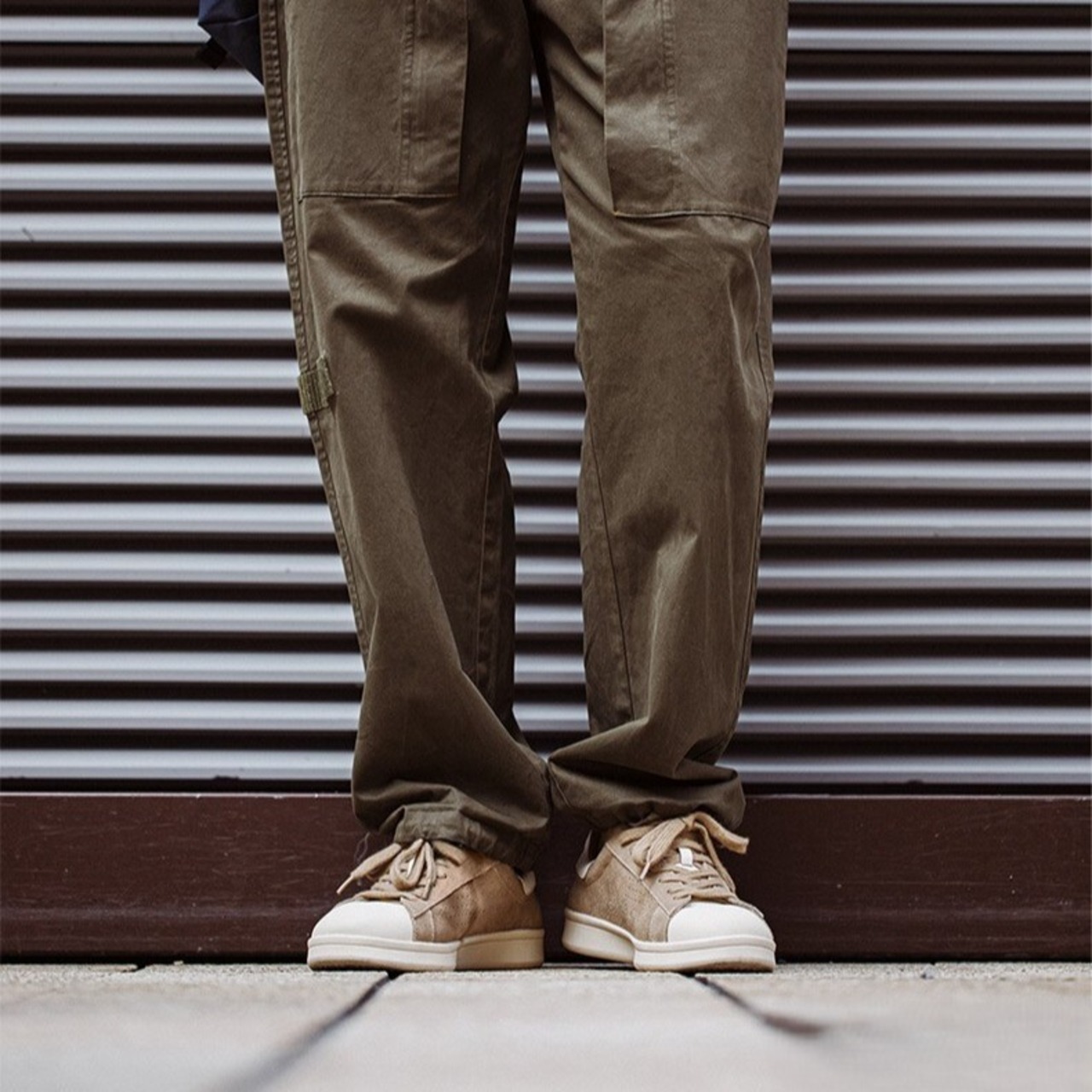 Beige Lace-Up Low Sneakers / ベージュ レースアップ ロー スニーカー