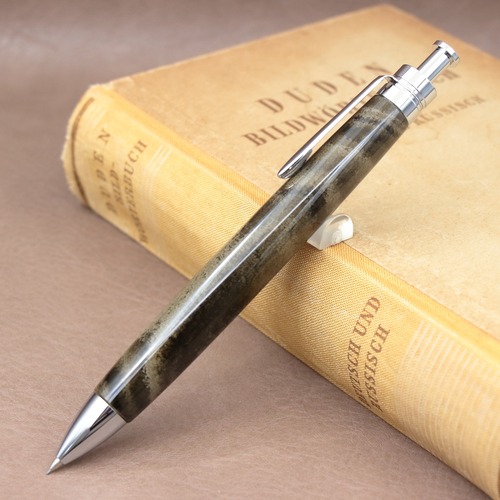 「時代を超える懐古的素材 エボナイト 利休茶色・Pencil 0.5mm」手作りシャープペン Viriditas 手作りペン