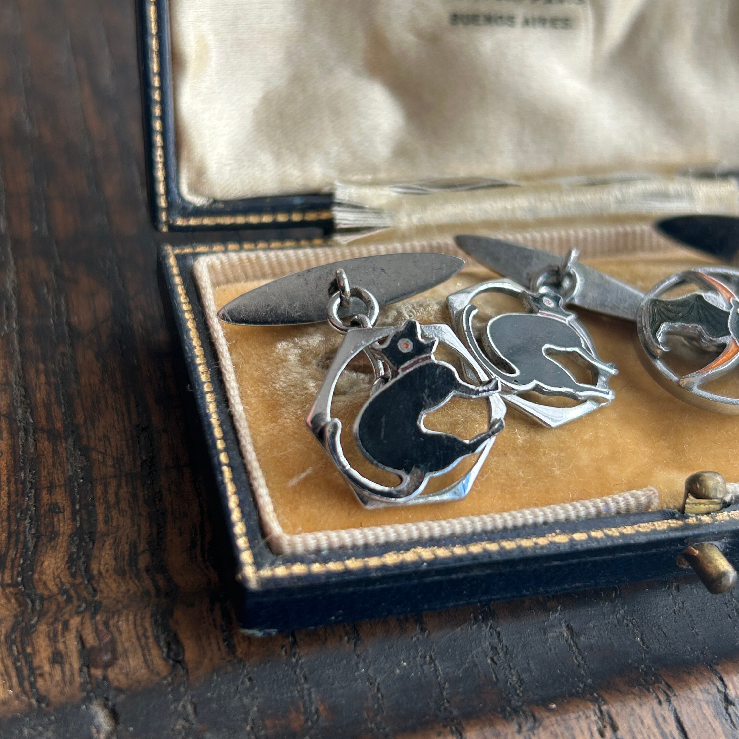 アンティーク　和製ヌーボー　黒猫のカフス