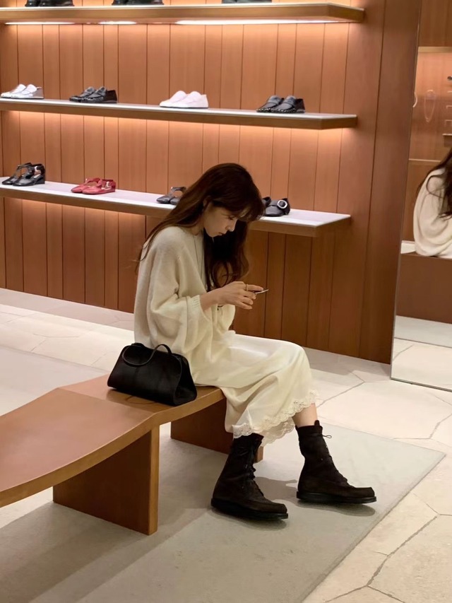 (OUNCE) moi lace skirt