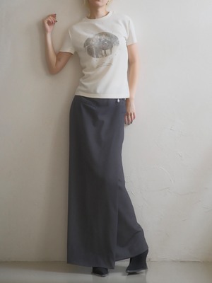 Studded Compact Tee  / IVORY