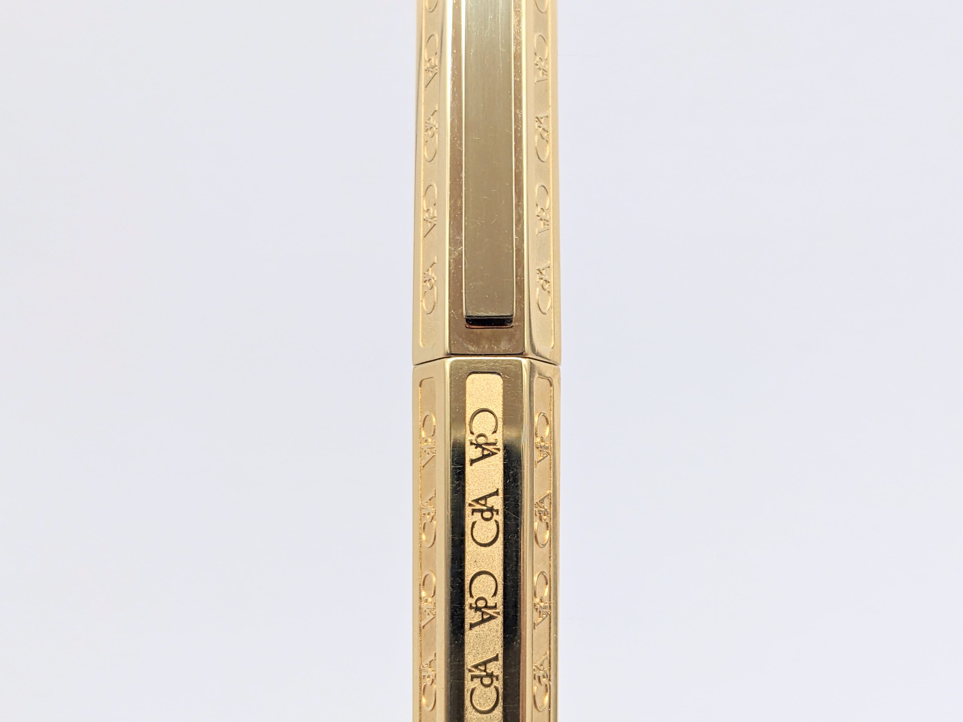 【稀少】カランダッシュ（Caran d’Ache）万年筆 18金 EF（極細） 詳細ページ | 万年筆 ボールペンなど高級筆記具の販売・買取
