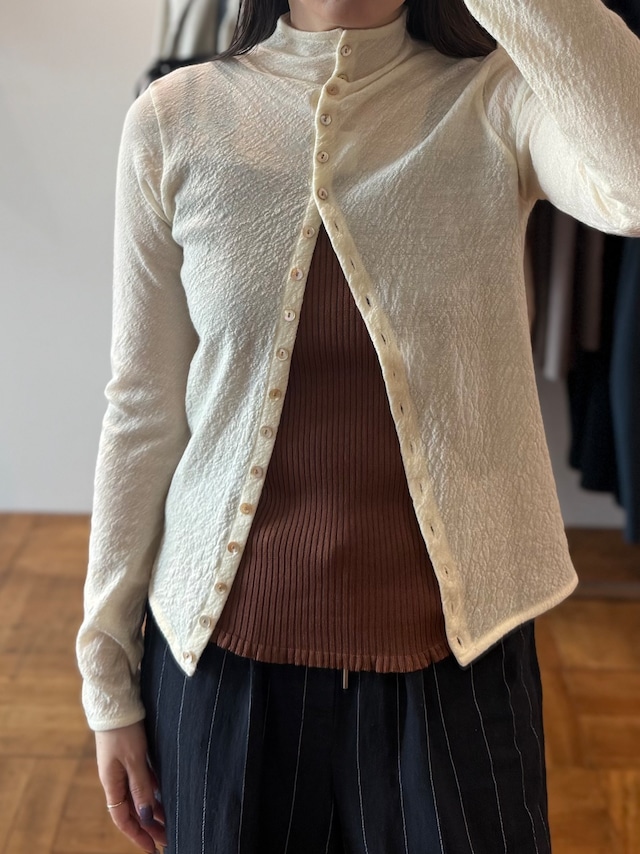 ERiKOKATORi/EK13-3-1 wool sheer high neck top Ivory