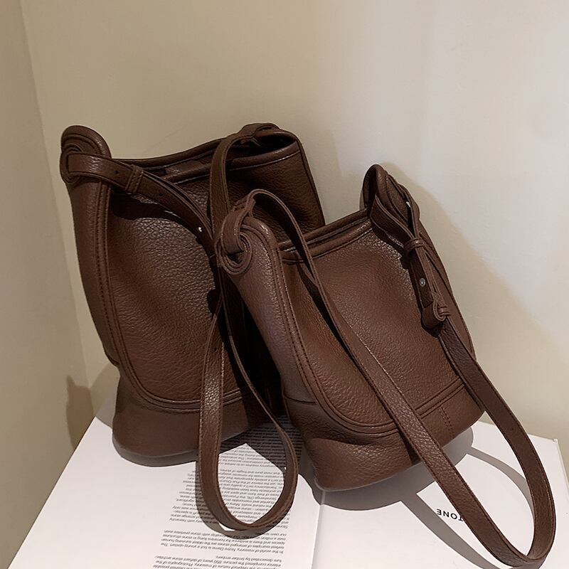 レザースタンダードオータムウィンター レトロ 秋物 冬物 メッセンジャーバッグ Tiancai_Wing_Bag25177314923