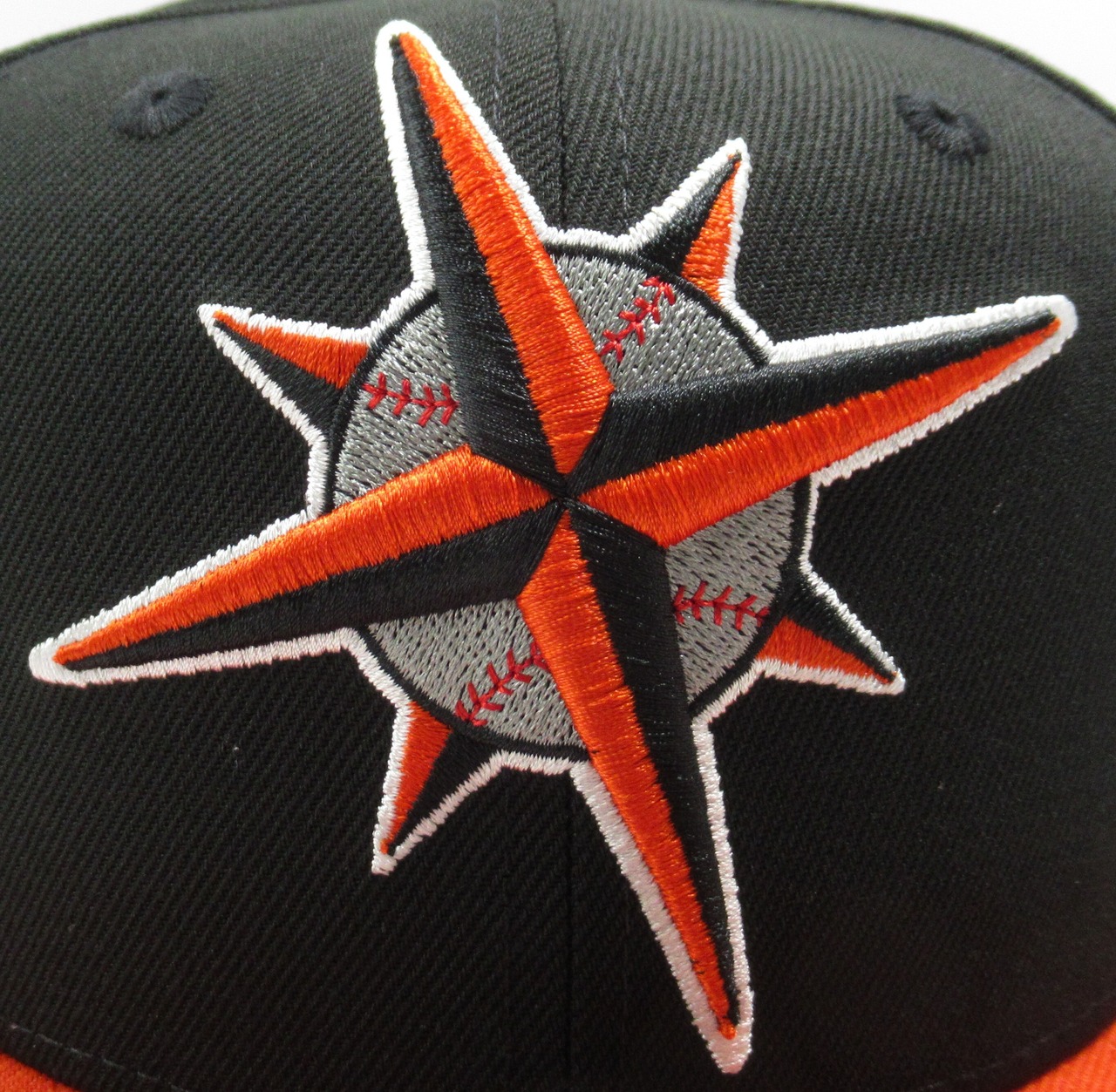 Exclusive NEW ERA 59fifty Seattle Mariners　シアトル・マリナーズ　BLACK×COUNTDOWN ORANGE