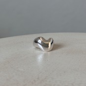 【受注予約：7月中旬入荷予定】plump heart ring/silver