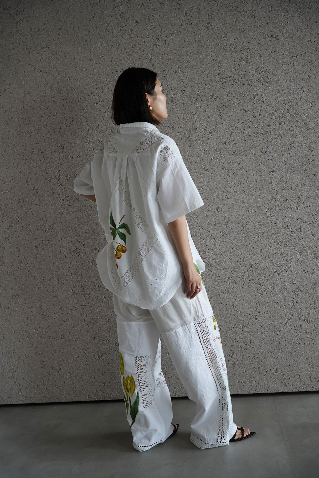 lace open collar shirt backcherry