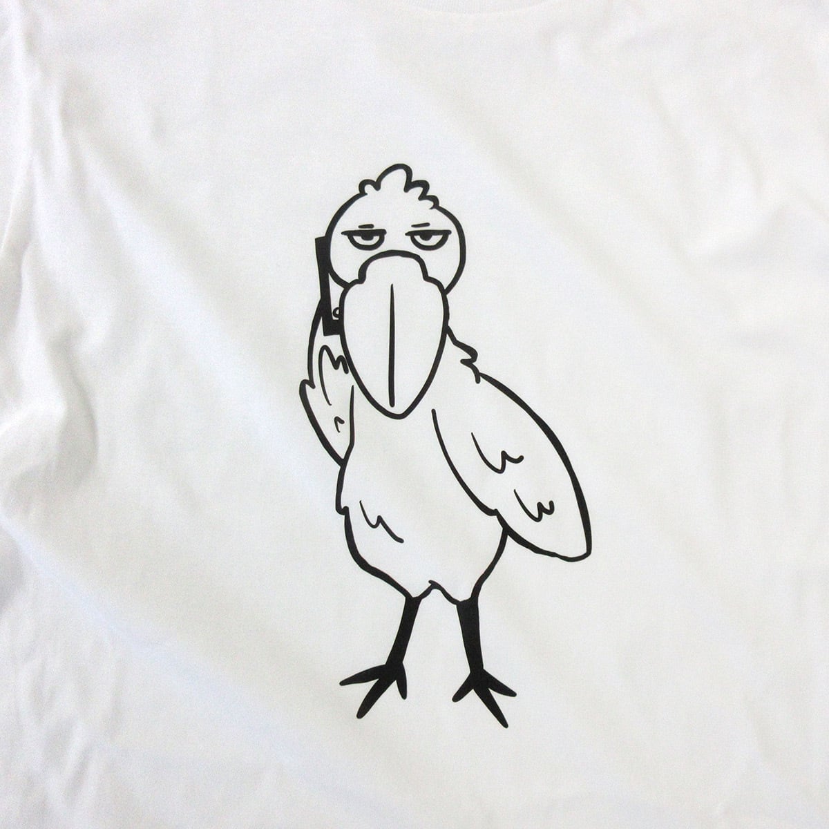 スマホ持ってるハシビロコウ  Tシャツ am88 ハシビロコウ スマートフォン おもしろ tシャツ 線画 鳥 とり トリ スマホ はしびろこう