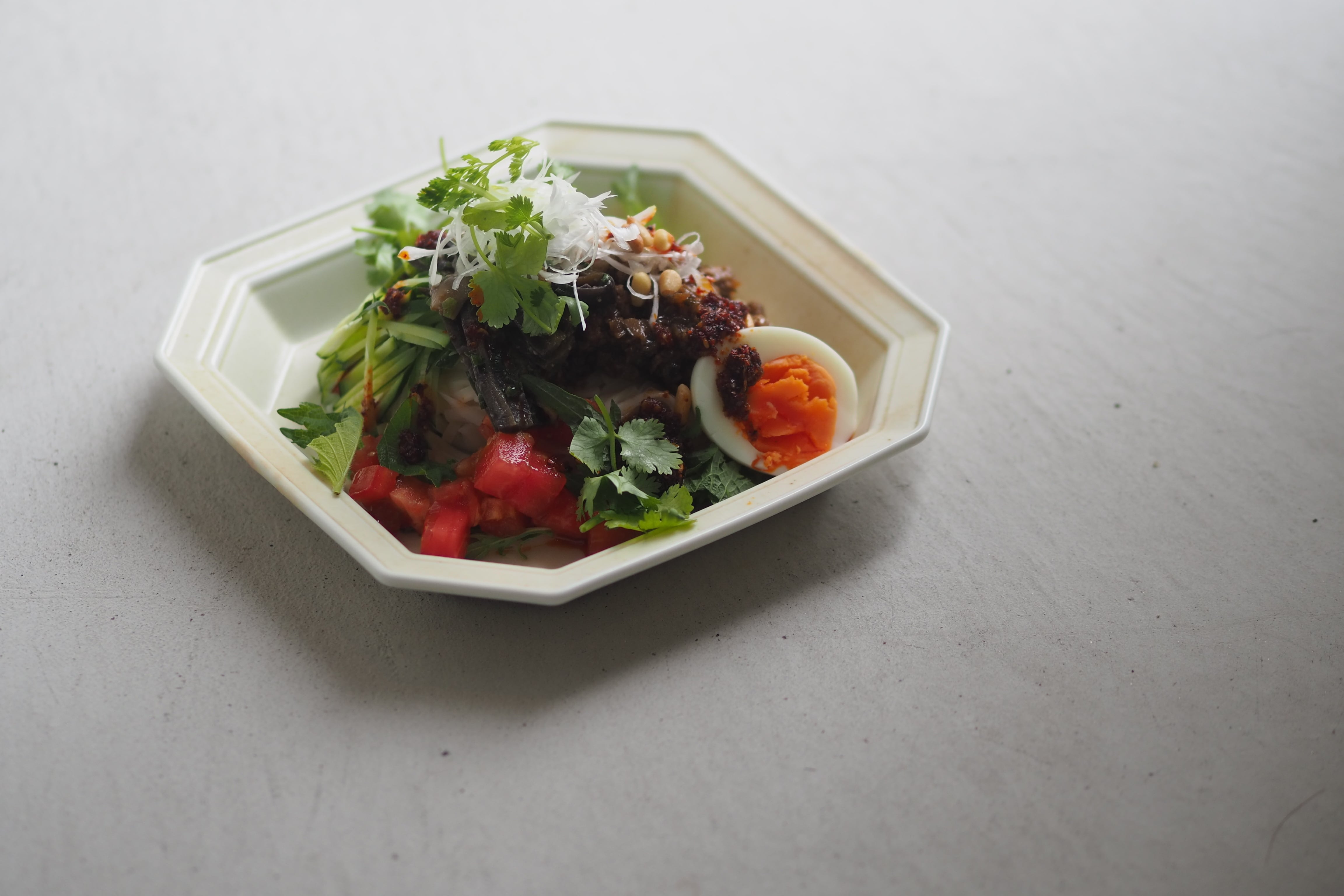 伊藤環 1+0 P-17デコプレート正方 | 陶屋なづな