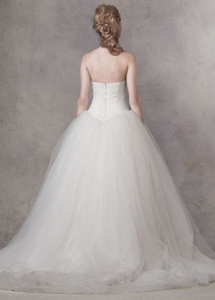 【日本未入荷】White by Vera Wang エレガントバレリーナドレス (VW351135) | MimiJ Bridal |  ケーキトッパーや海外インポートのブライダルショップ powered by BASE