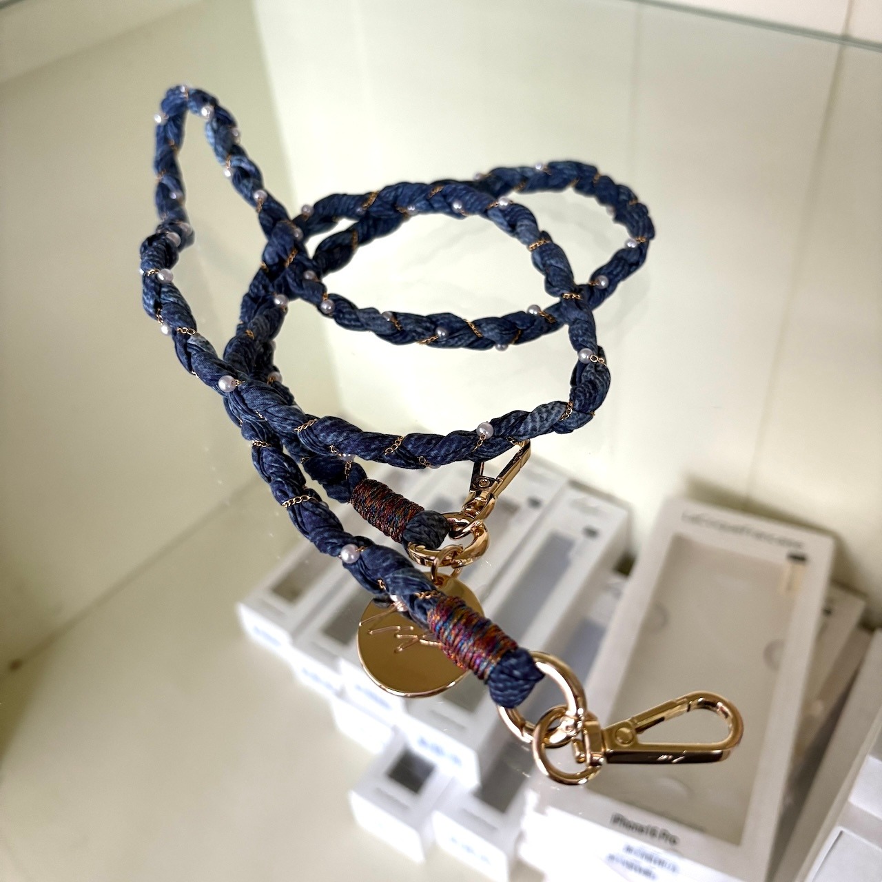 【 Doha Bleu（ドア・ブルー）】ラコックフランセーズ La Coque Francaise ラコック スマホストラップ 肩がけ 120cm ロングチェーン スマホショルダー スマホアクセサリー iphone モバイルカバー アンドロイド 携帯電話 アクセサリー フランス フランス製 ブランド おしゃれ かわいい