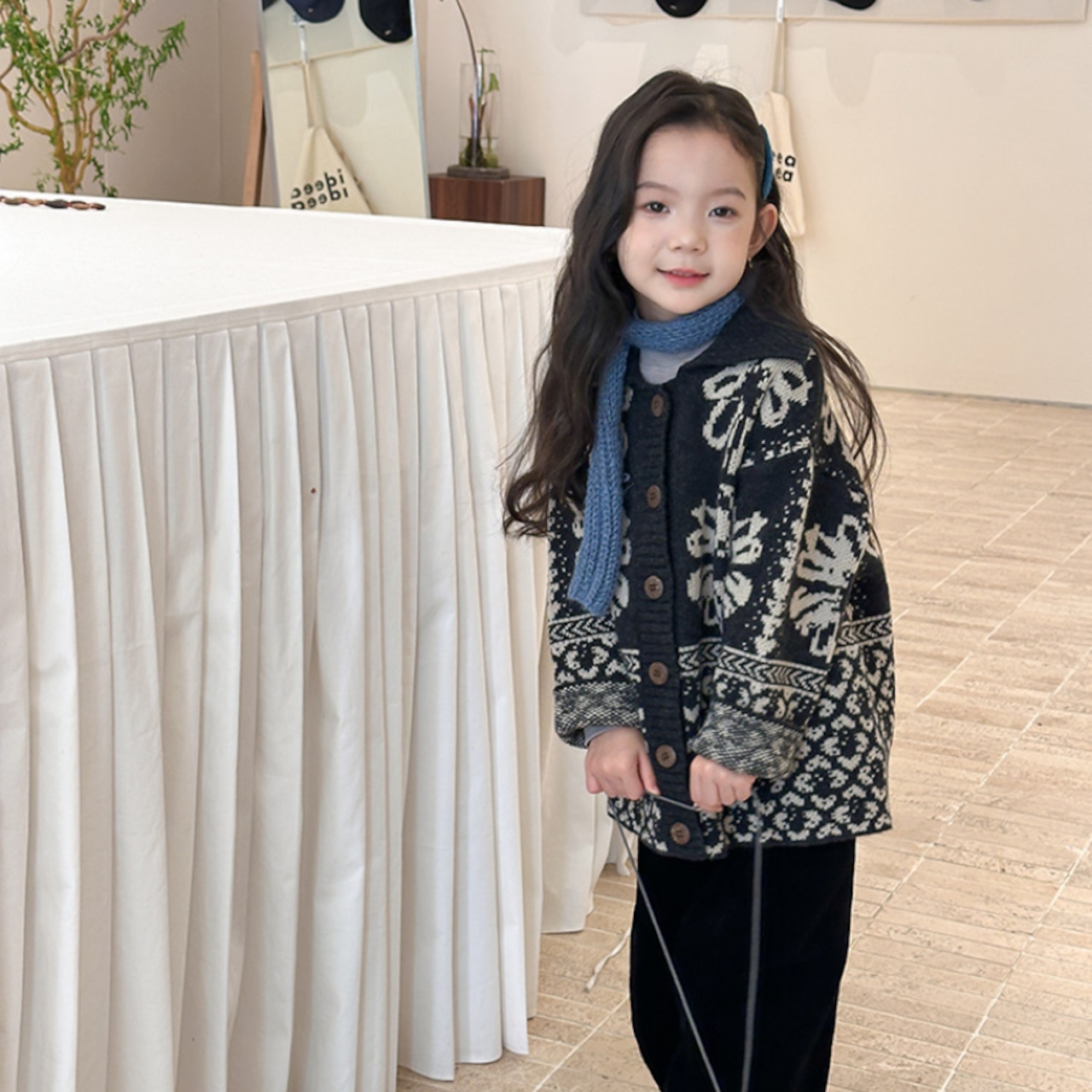 秋レトロ花柄ニットアウター