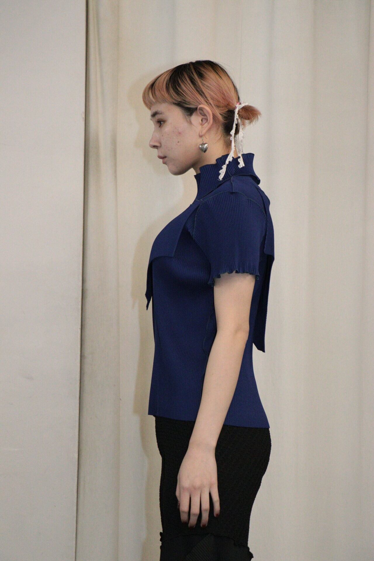 kotohayokozawa Short sleeve top High neck type (NAVY) TD23S-P04
