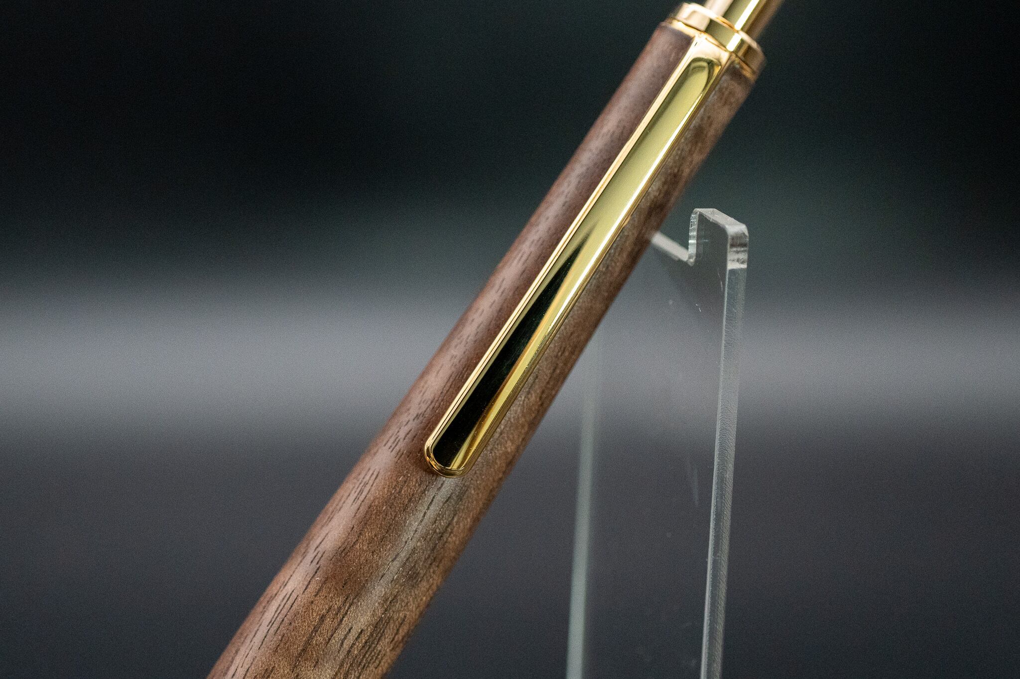 【優雅でクラシカルな銘木】 ウォールナット gold BP