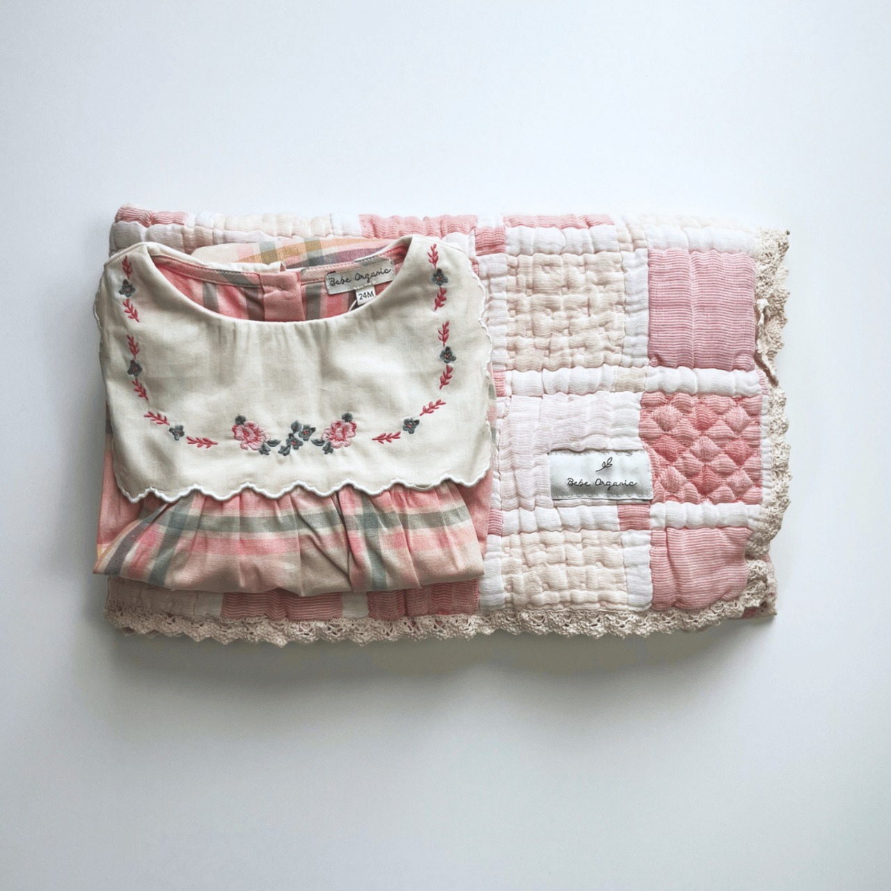 ＜BEBE ORGANIC＞ Mai Blanket パッチワーク ブランケット(Mauve Patchwork) - 4
