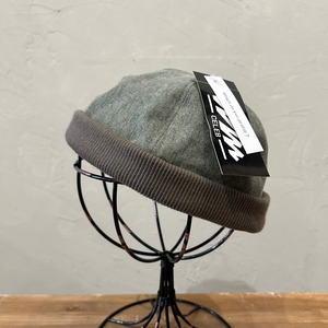 PIGMENT & RIB ROLL CAP